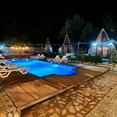 Antalya Havuzlu Luxuszelt